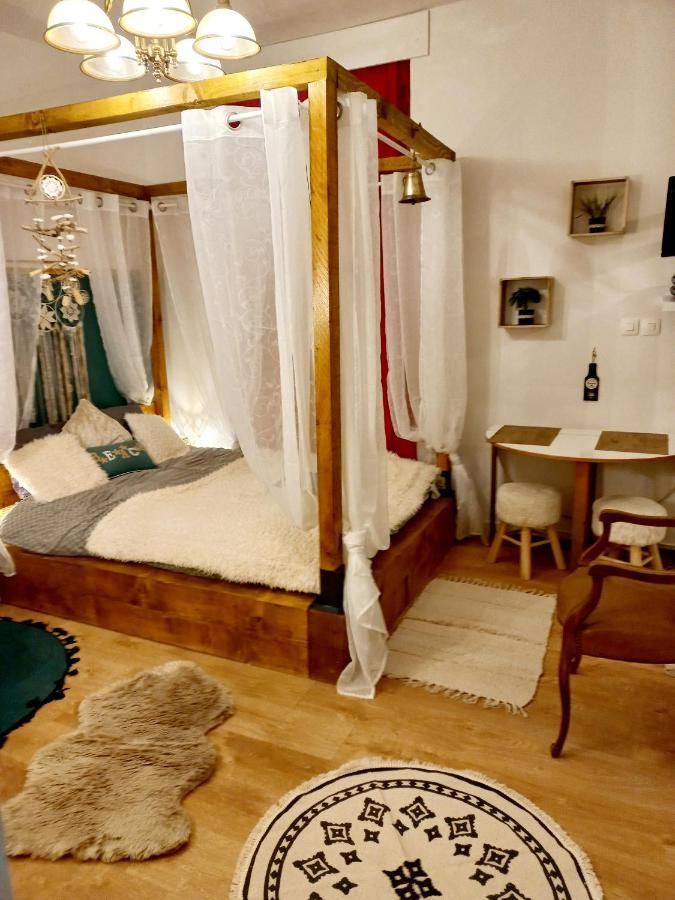 Studio Du Voyage Gare D Auray Brech 外观 照片